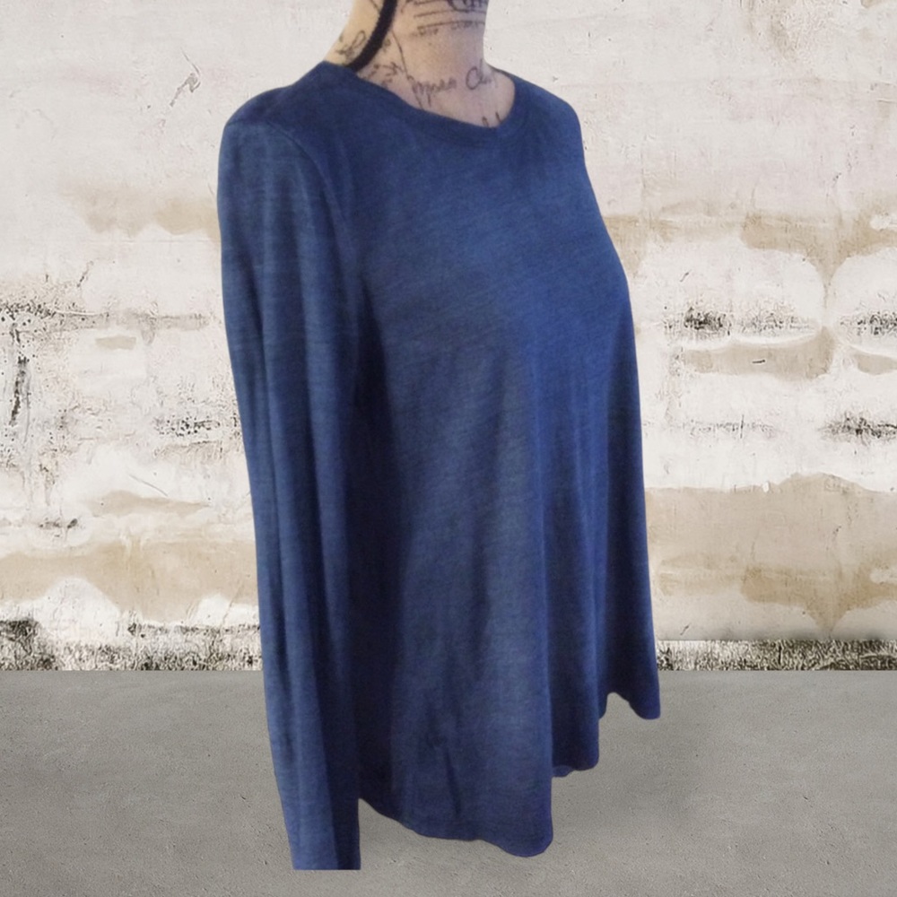 Anthropologie Cloth & Stone Chambray Open Back Blouse size Medium - Picture 4 of 6